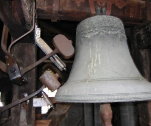 Cloche principale se trouvant au niveau de la webcam